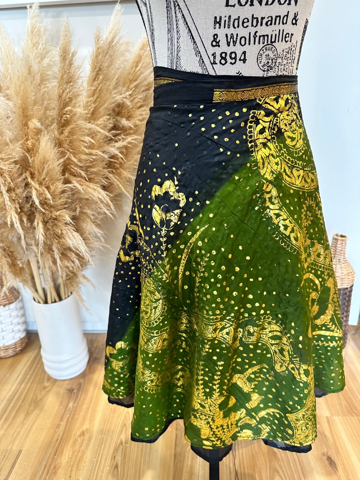 [SALE] Sari Skirt - Green, Black, and Gold