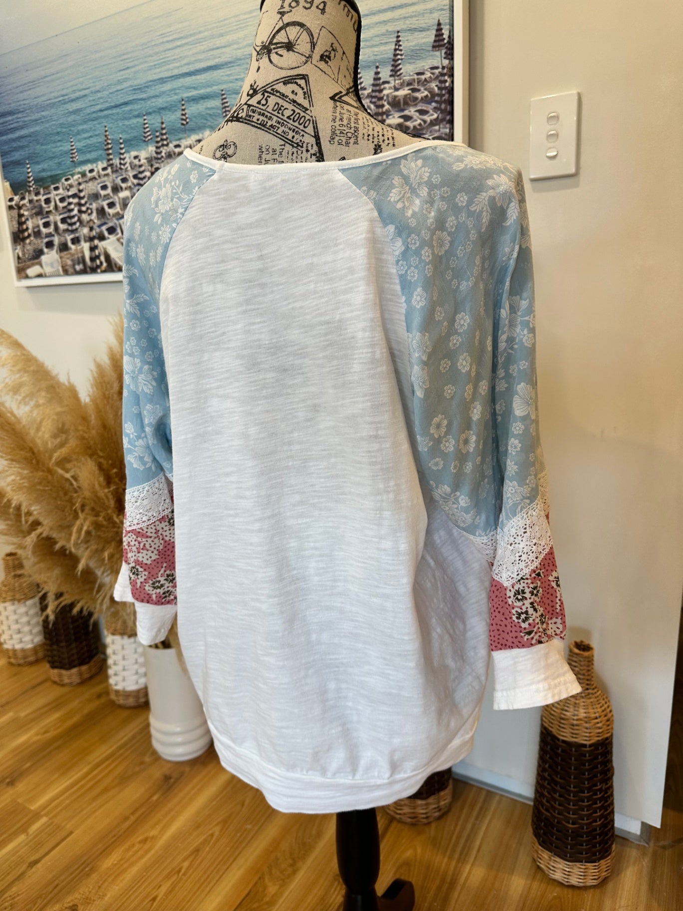 Ketz-Ke Blouse 16 White with multicolored sleeves