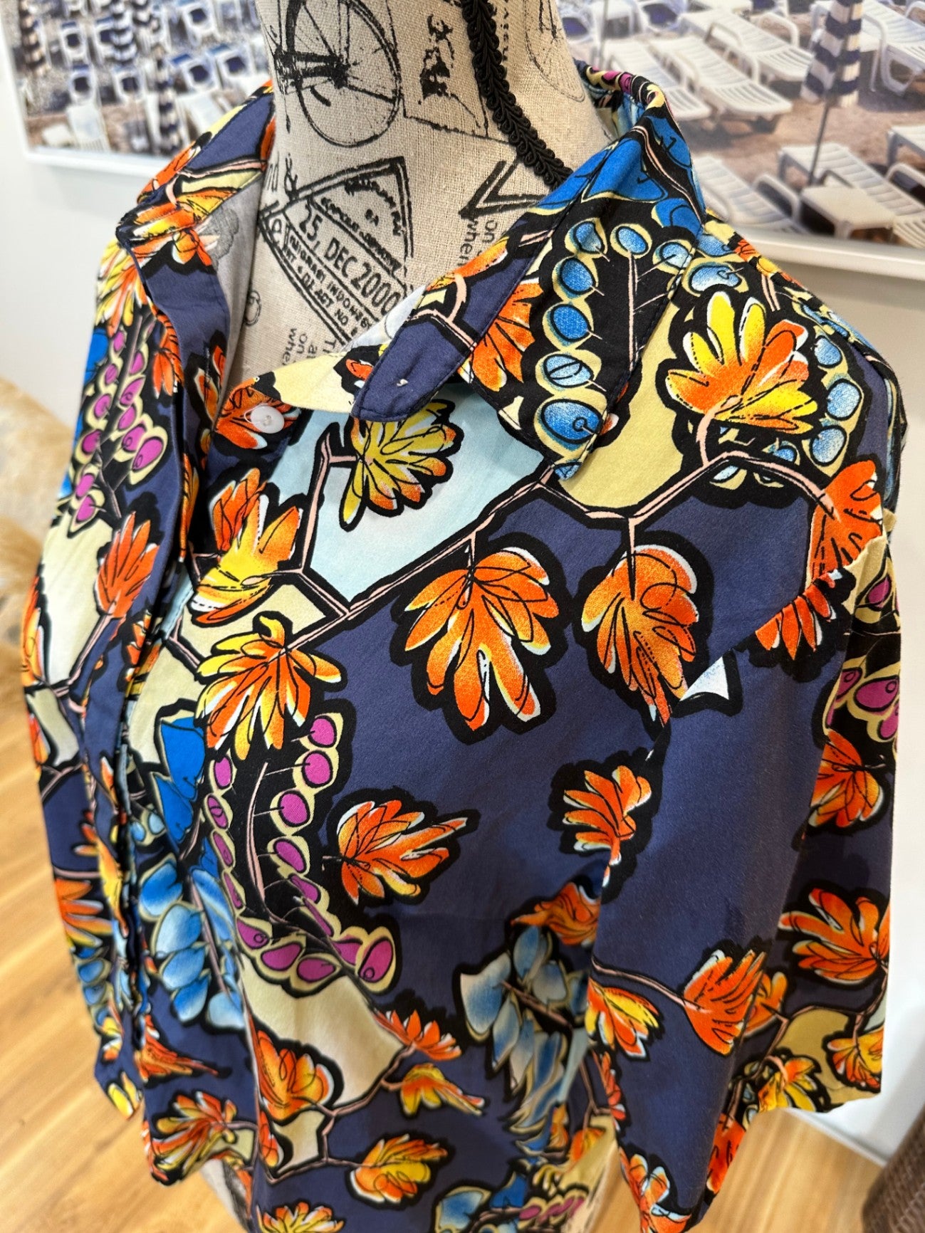 Hawaiian Shirt - Medium
