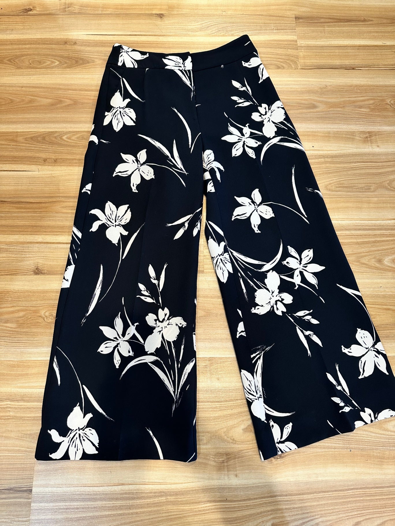 [SALE] CUE - Pants 10 Black