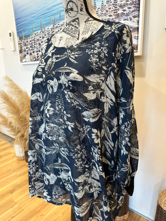 [SALE] Memo Blouse 18 Navy blue and white