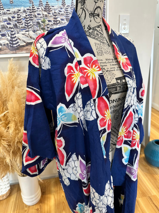 [SALE] Vintage Kimono One Size Navy blue with multicolored floral pattern
