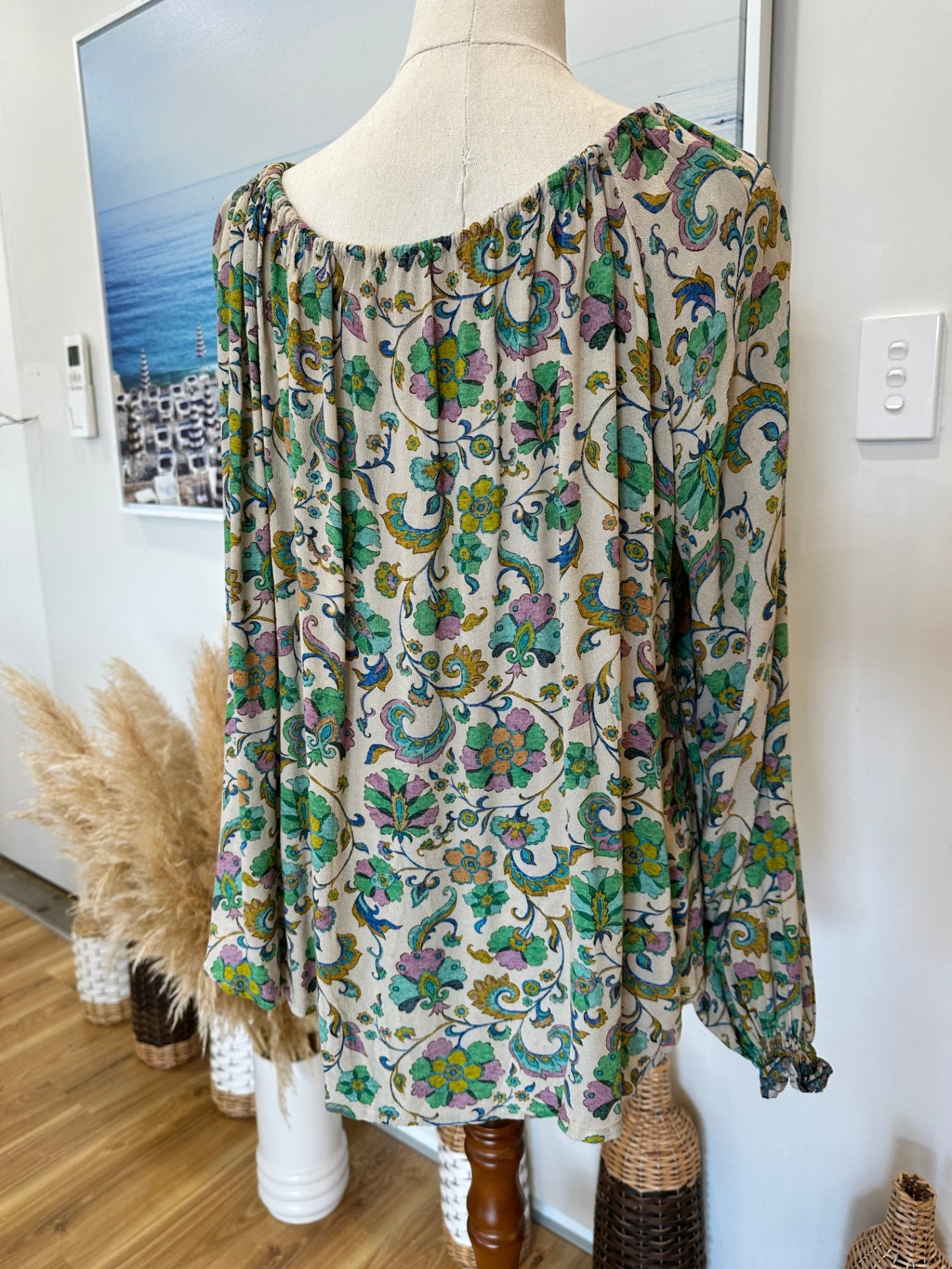 [SALE] Nine Lives Bazaar Top Extra Large