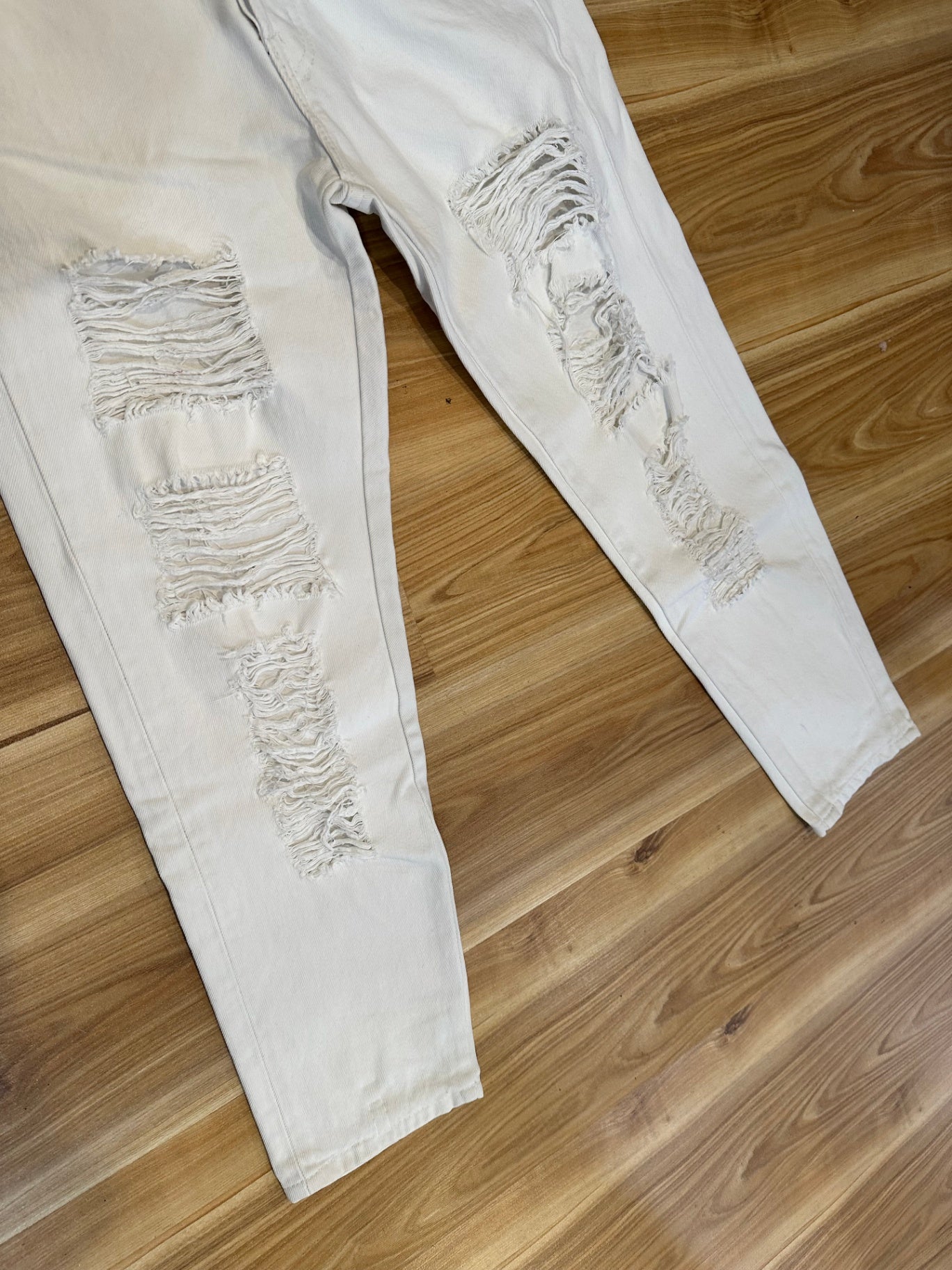 Levi's Jeans - Small