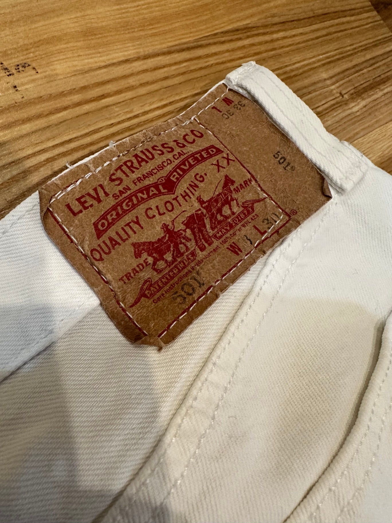 Levi's Jeans - Small