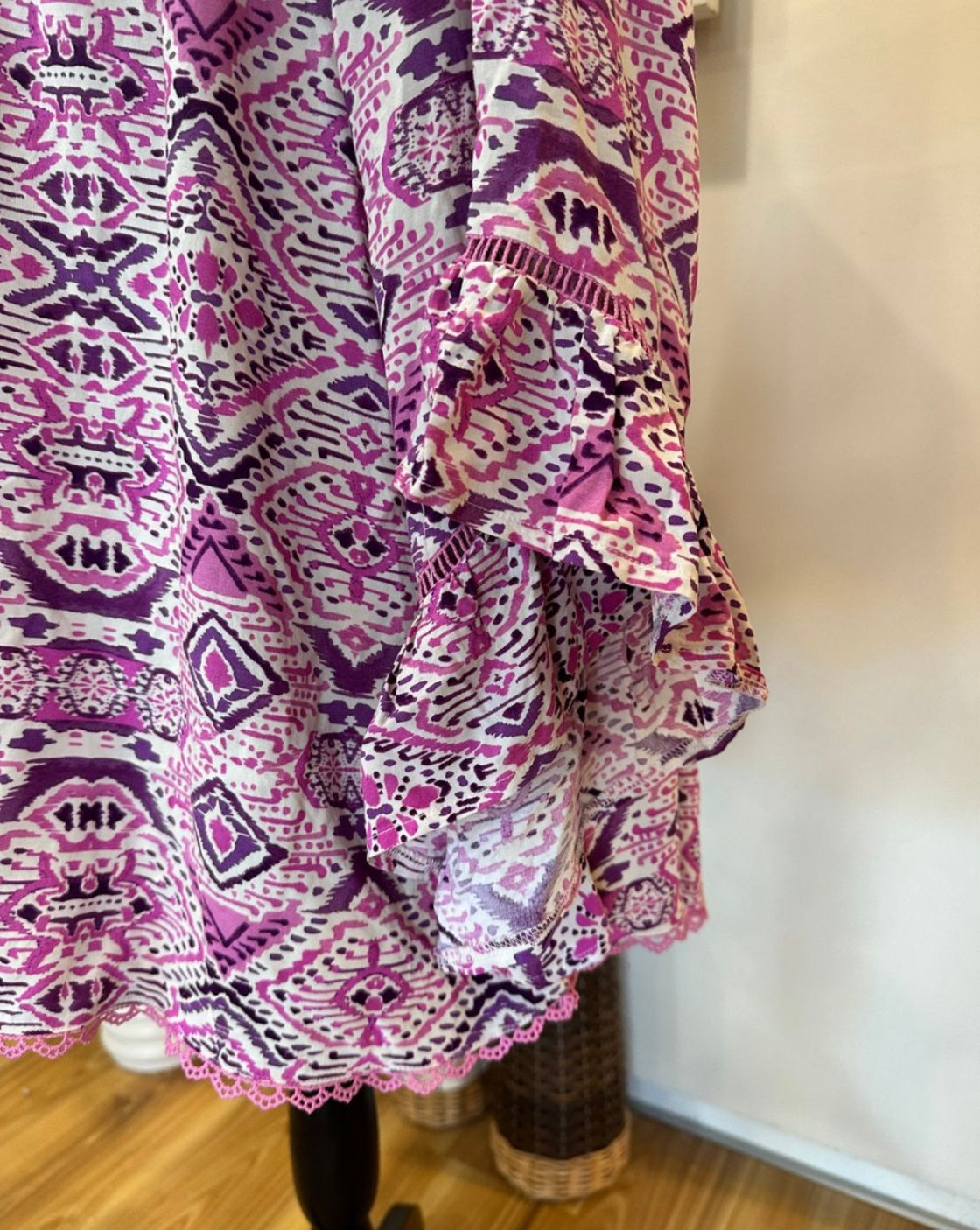 [SALE] Dreamcatcher Top Extra Large Pink and white