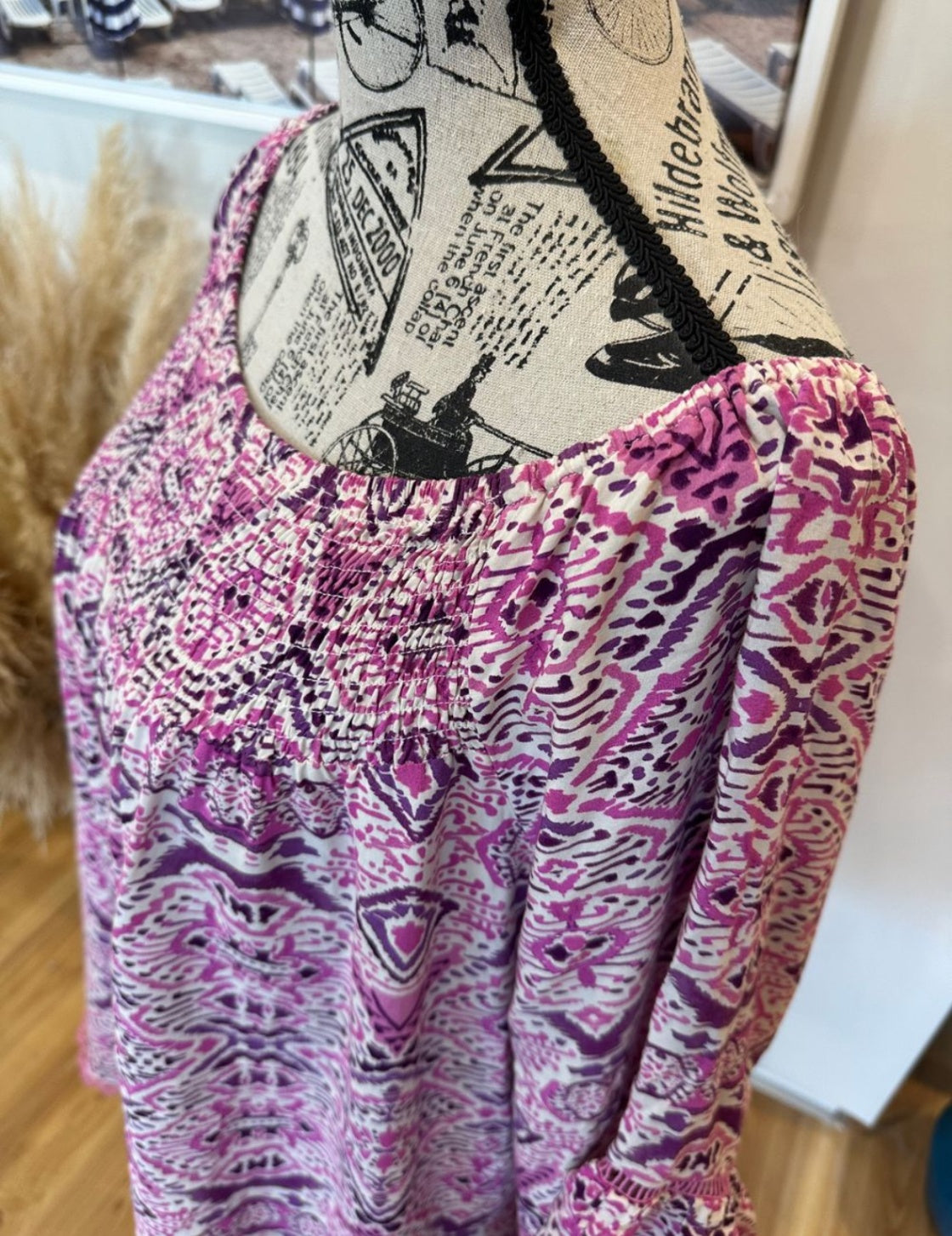 [SALE] Dreamcatcher Top Extra Large Pink and white