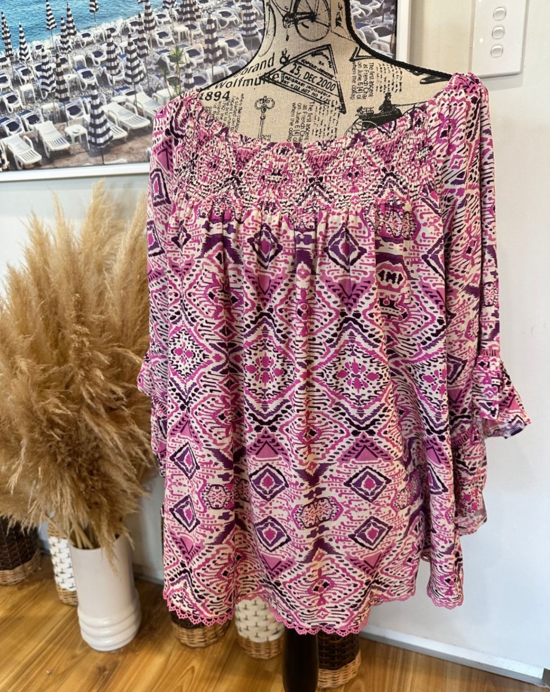 [SALE] Dreamcatcher Top Extra Large Pink and white