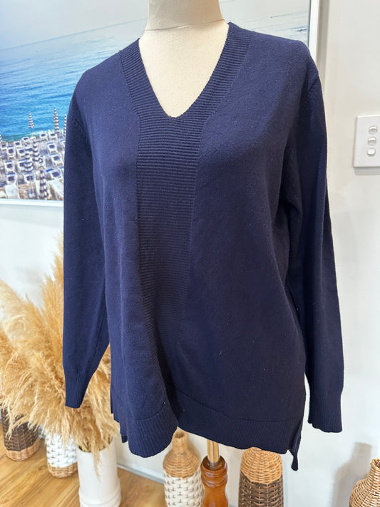 [SALE] Merric Top 10 Navy Blue