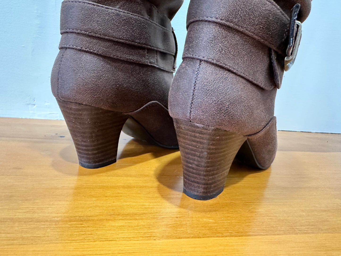 [SALE] Pulp Boots - Size 8 - Brown
