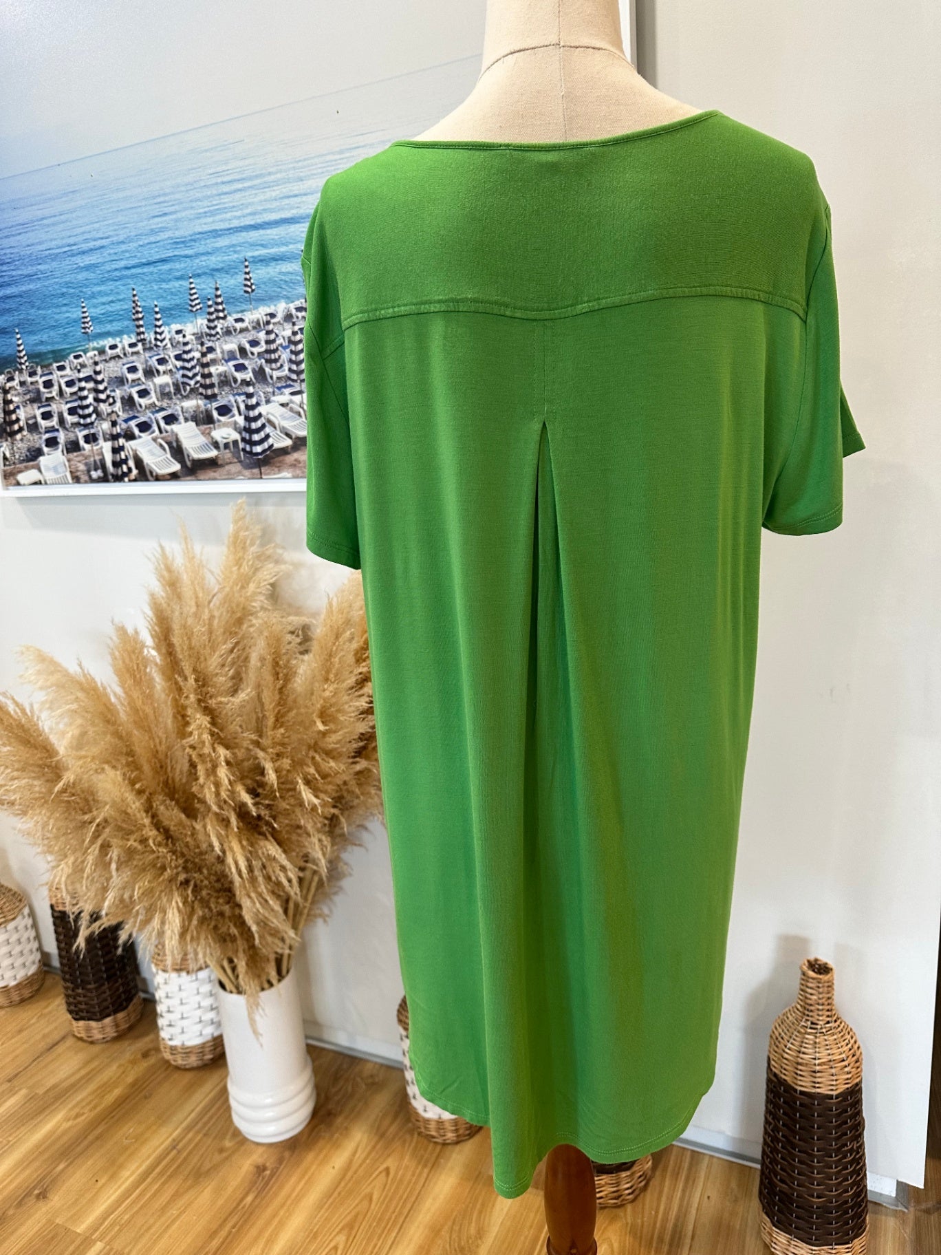 [SALE] Witchery Top Extra Large Green