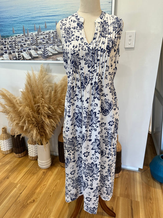 Kaleidoscopy by Ezibuy Dress Medium / Large - 55% linen