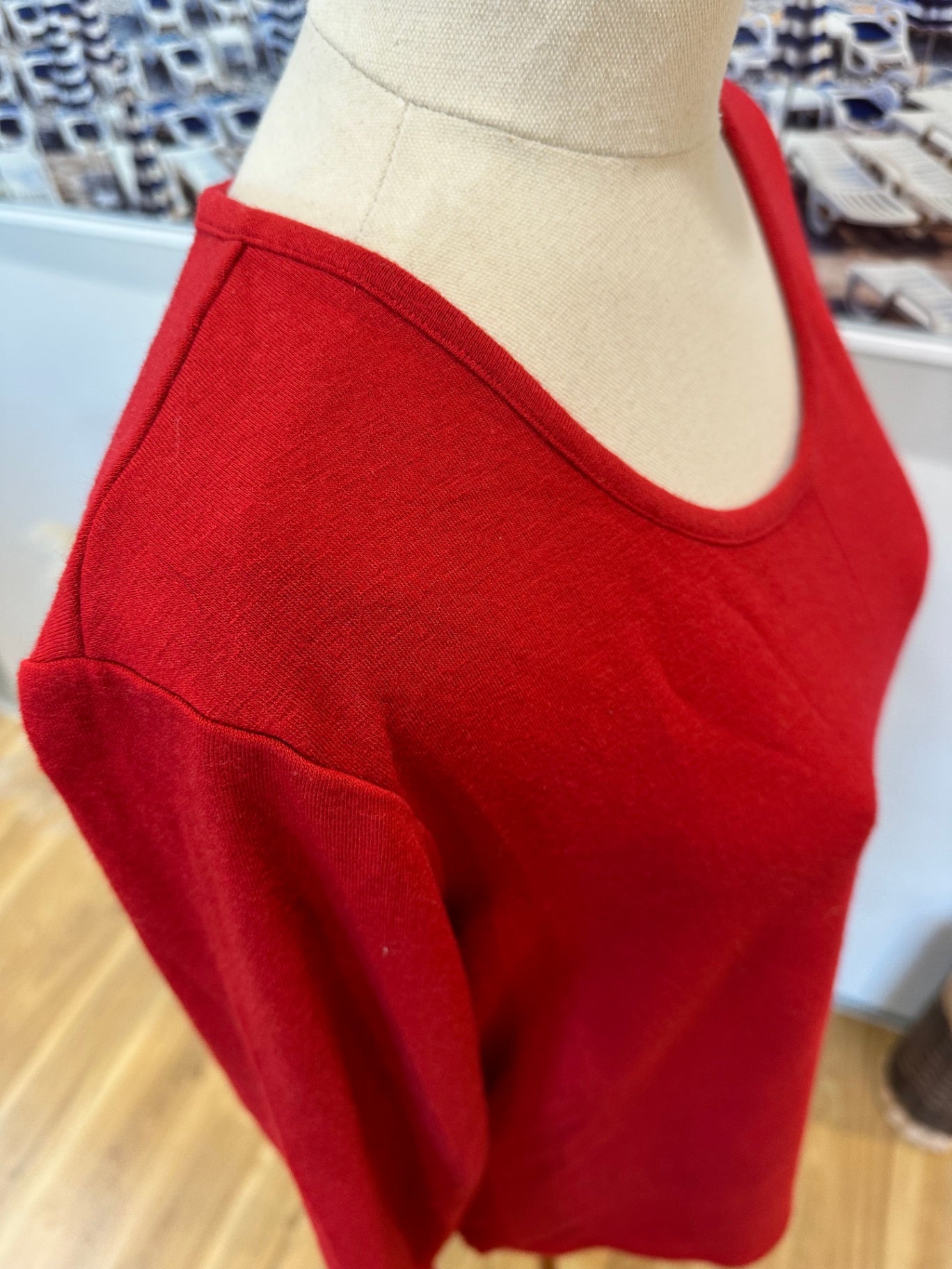 [SALE] ReVue Top 14 Red Merino