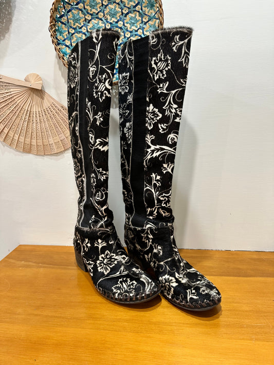 Knee High - Cow Hide - Boots - 40 