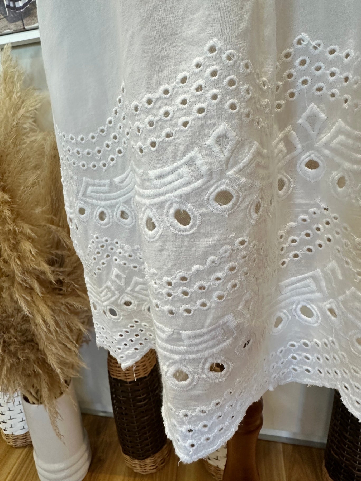 [SALE] Orientique Top 8 White