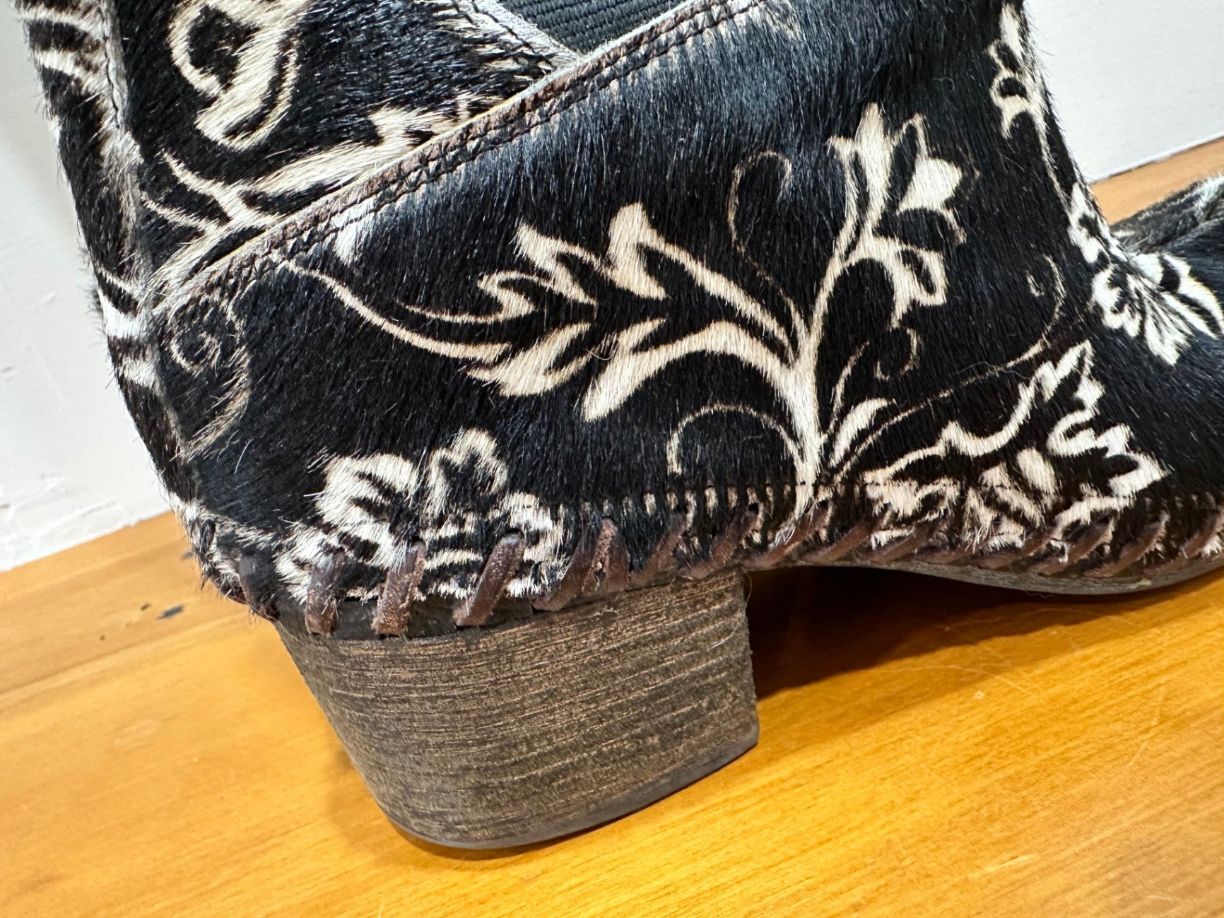 Knee High - Cow Hide - Boots - 40 