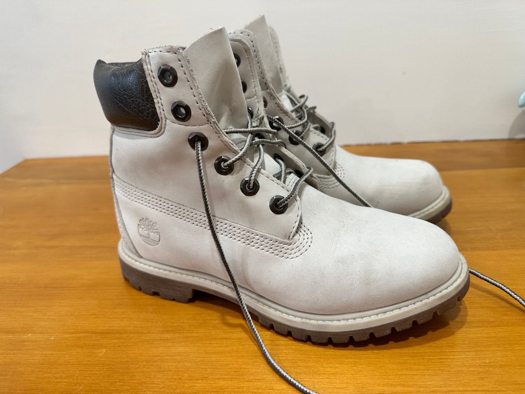 [SALE] Timberland Boots 38 - grey tones