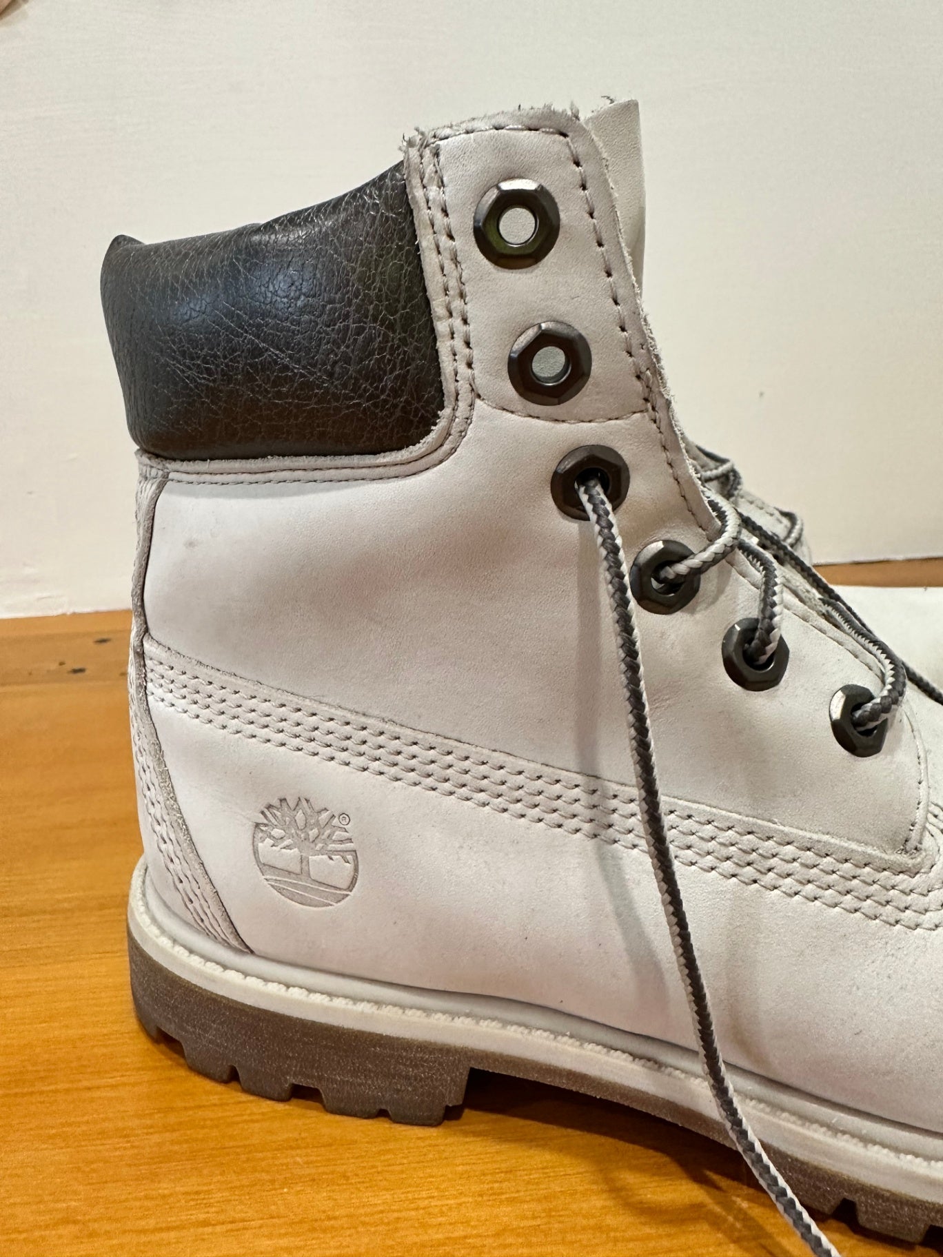 [SALE] Timberland Boots 38 - grey tones