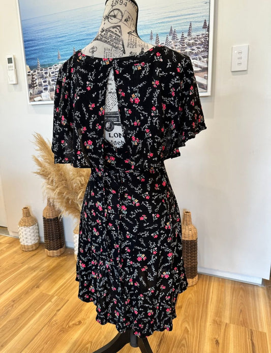 [SALE] Sportsgirl Dress 12 Black with pink and white floral pattern