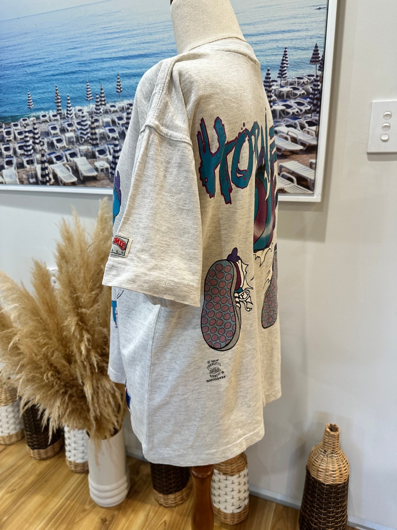 Vintage 90's - Charlotte Hornet's T-shirt -  Small 