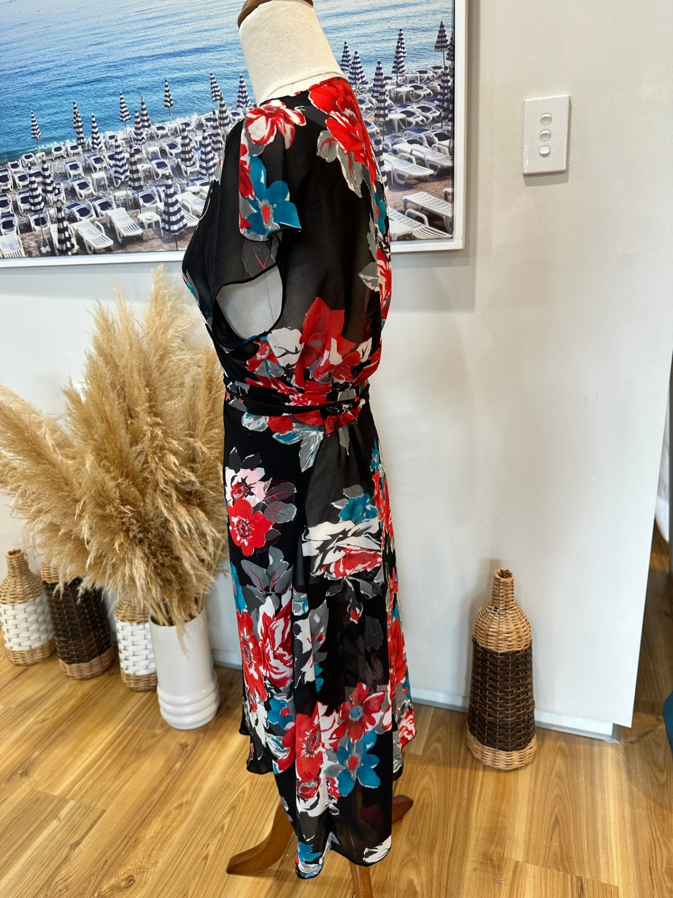 [SALE] Bettie Monroe - Wraparound Dress - Medium