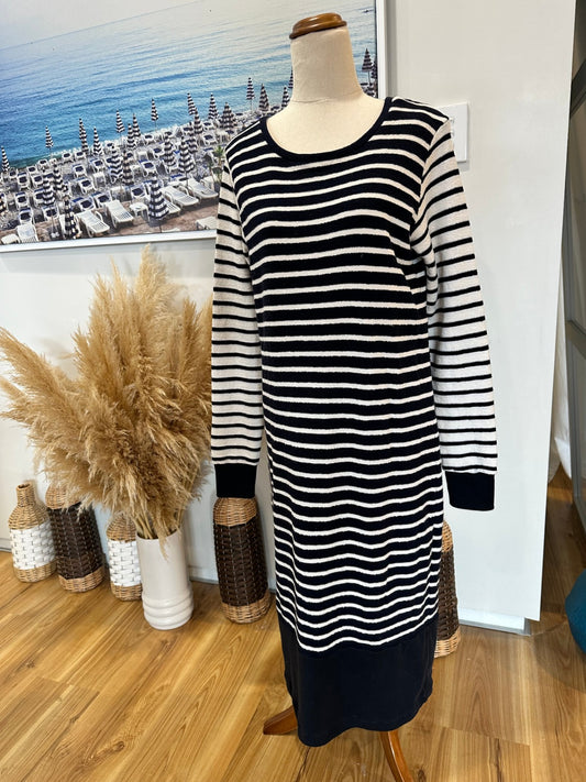 [SALE] Preen Dress Medium - Winter