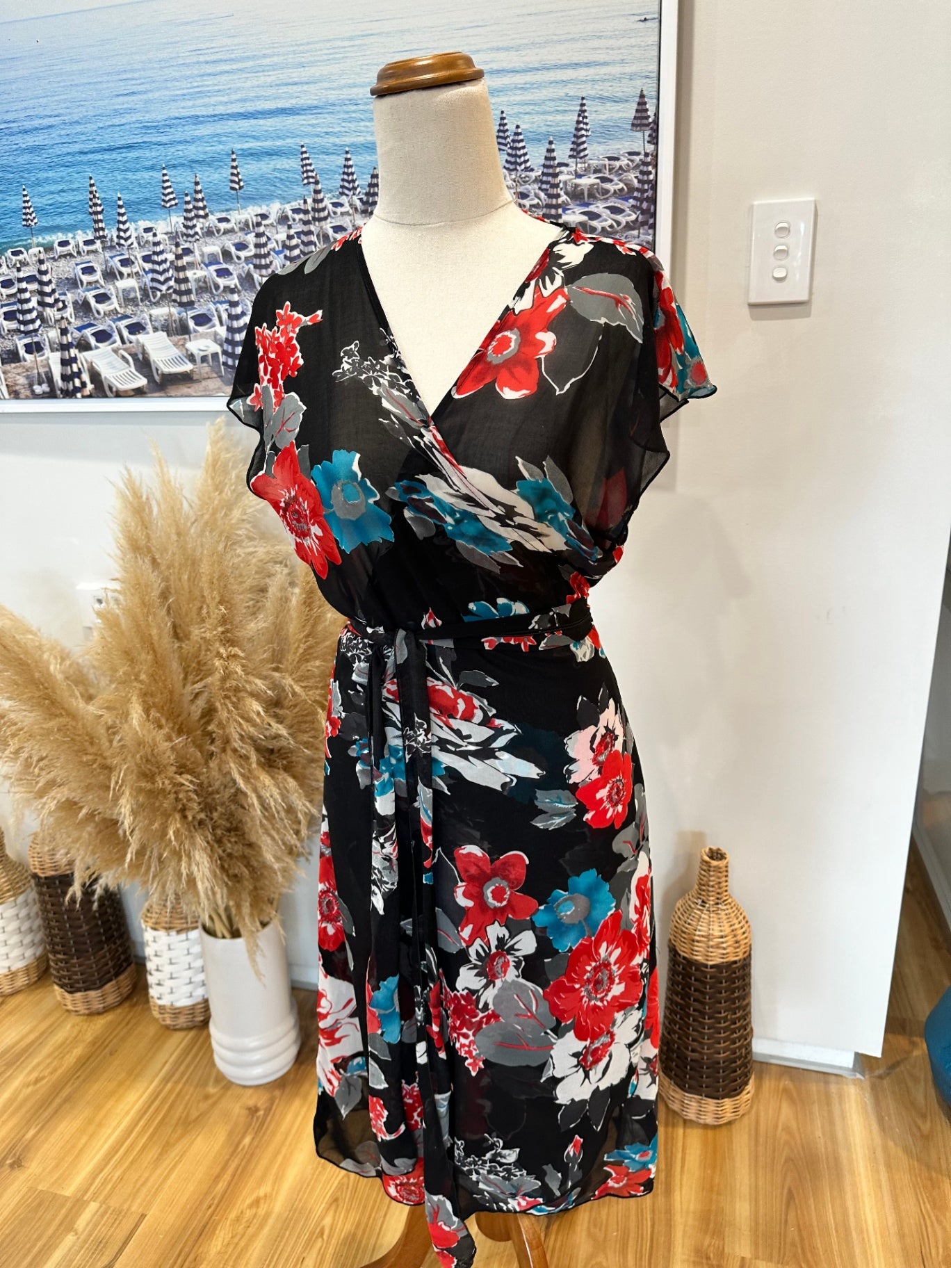 [SALE] Bettie Monroe - Wraparound Dress - Medium