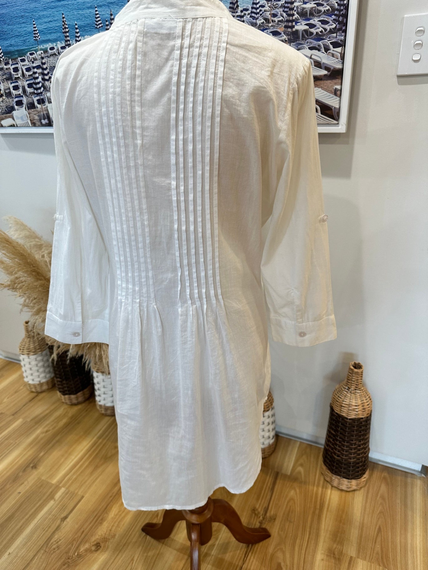 [SALE] 'Okay' longline white blouse - 10