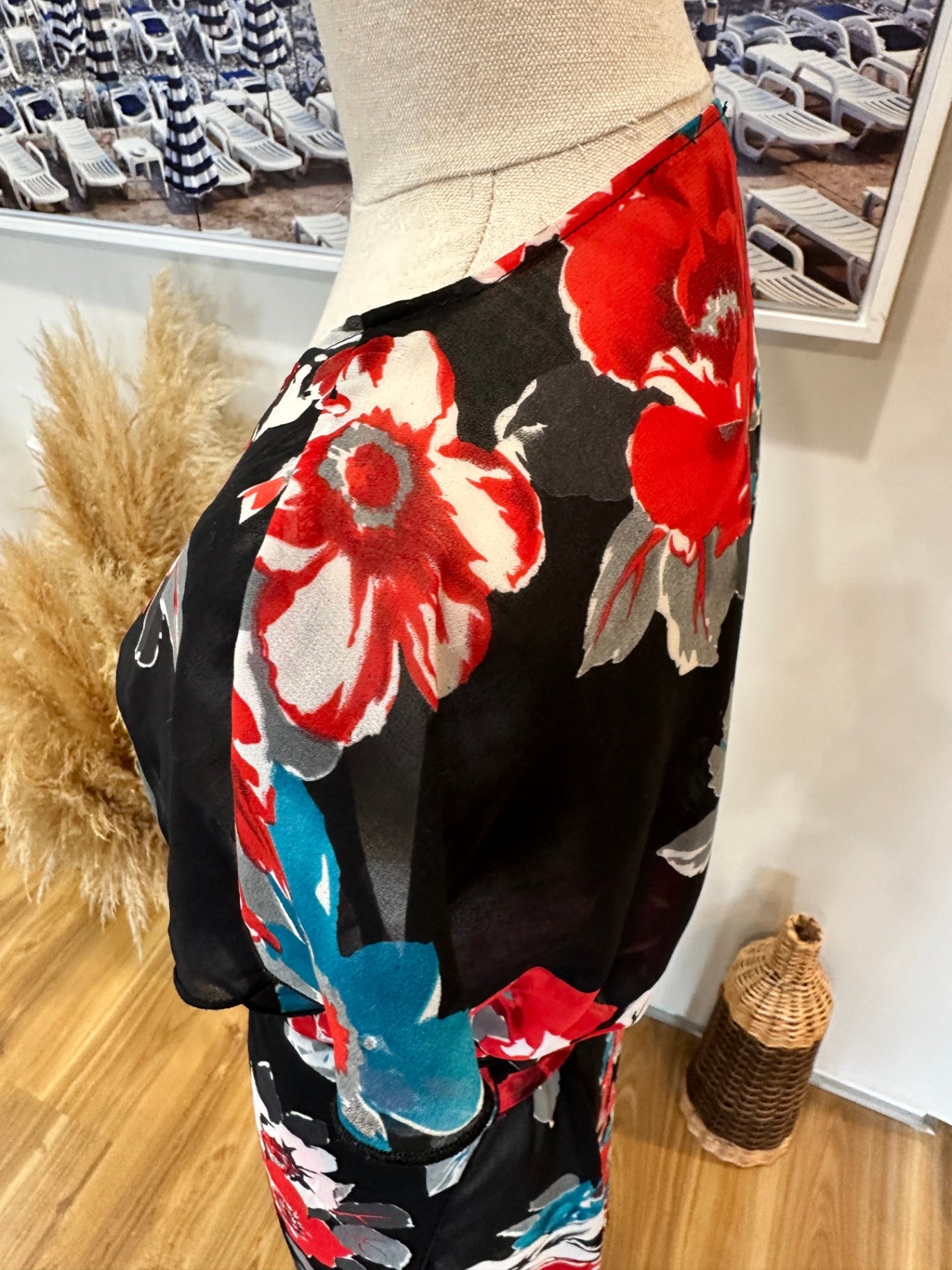 [SALE] Bettie Monroe - Wraparound Dress - Medium