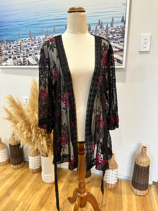 [SALE] Kimono / Kaftan - Black & Pink lace - One Size