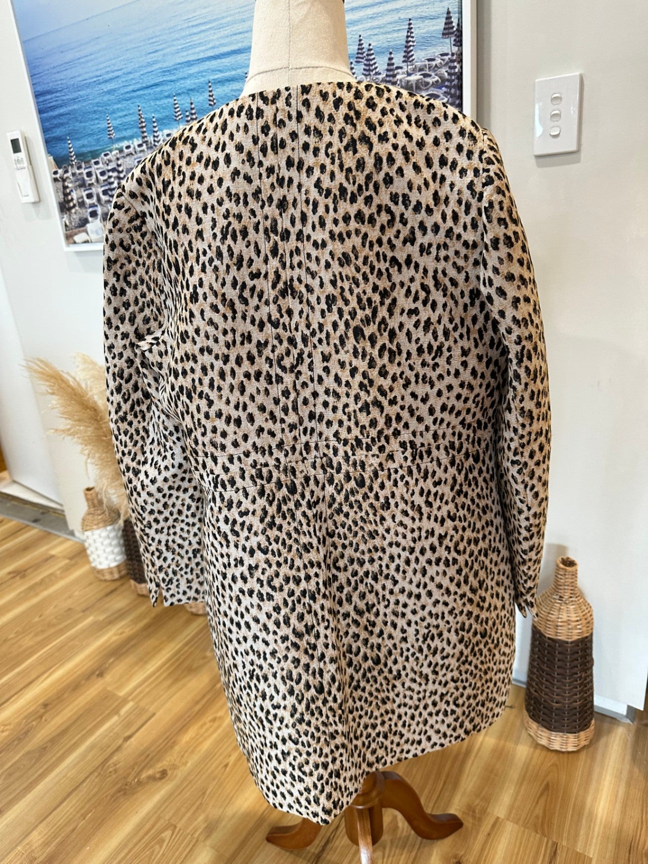 [SALE] Verge Coat Medium