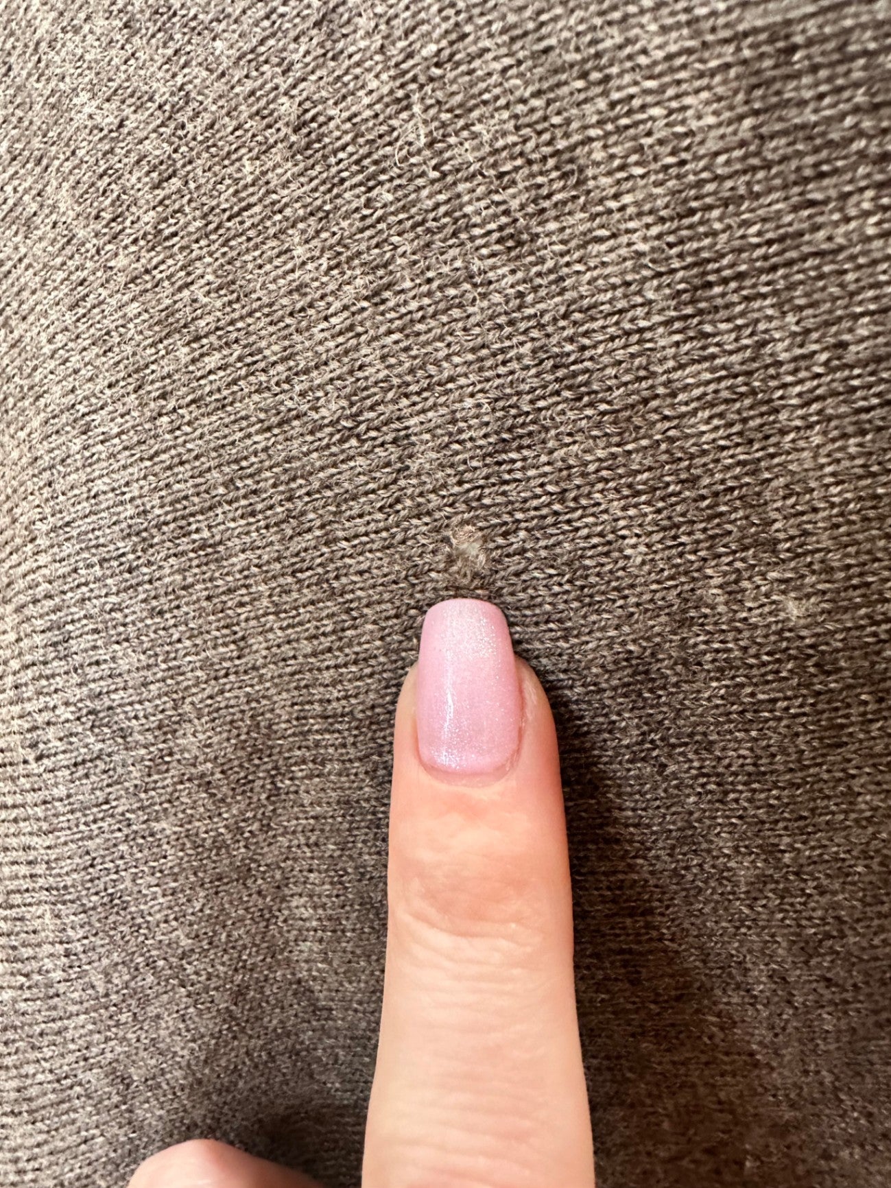 [SALE] Untouched World Jumper Small - 100% merino [small hole]