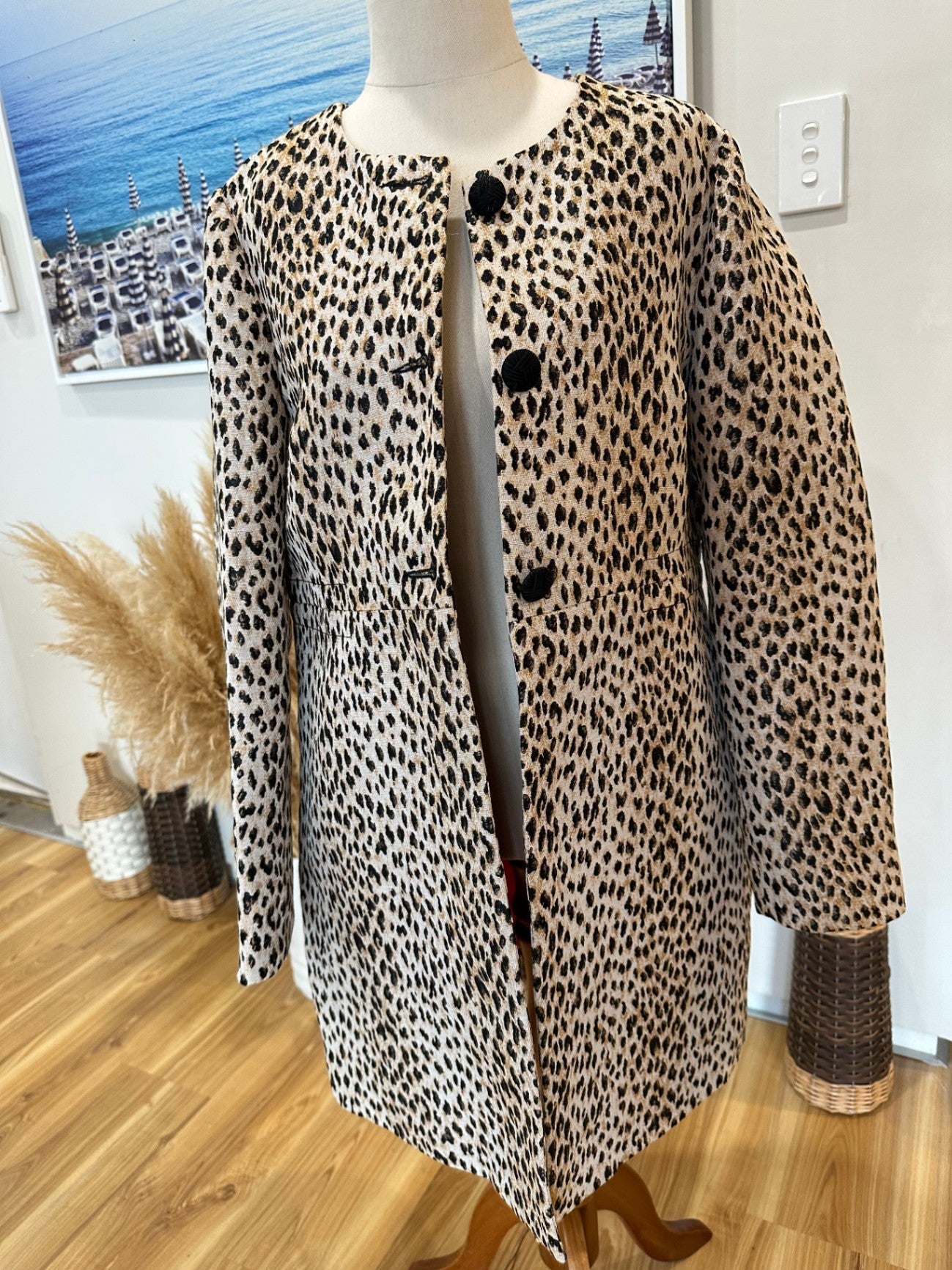 [SALE] Verge Coat Medium