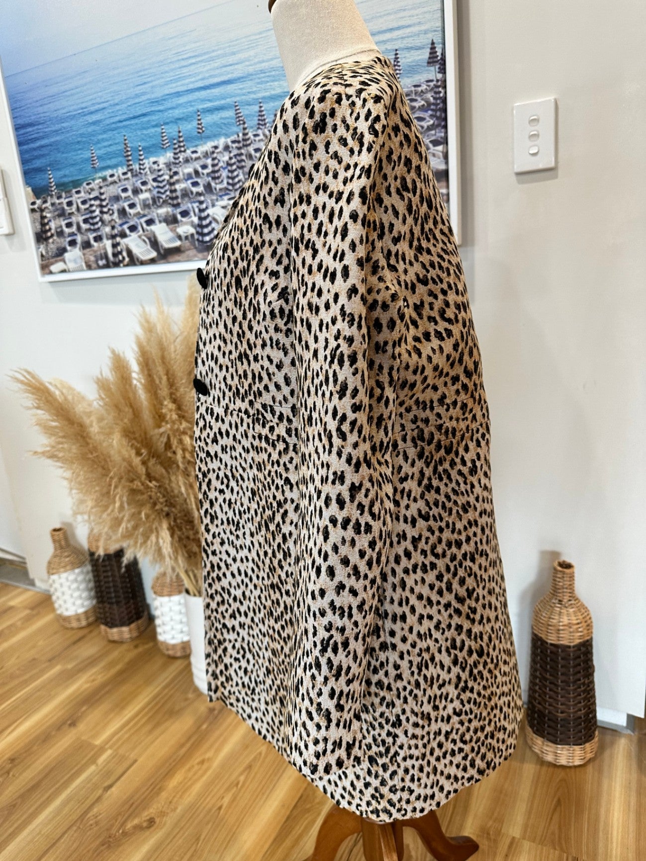 [SALE] Verge Coat Medium