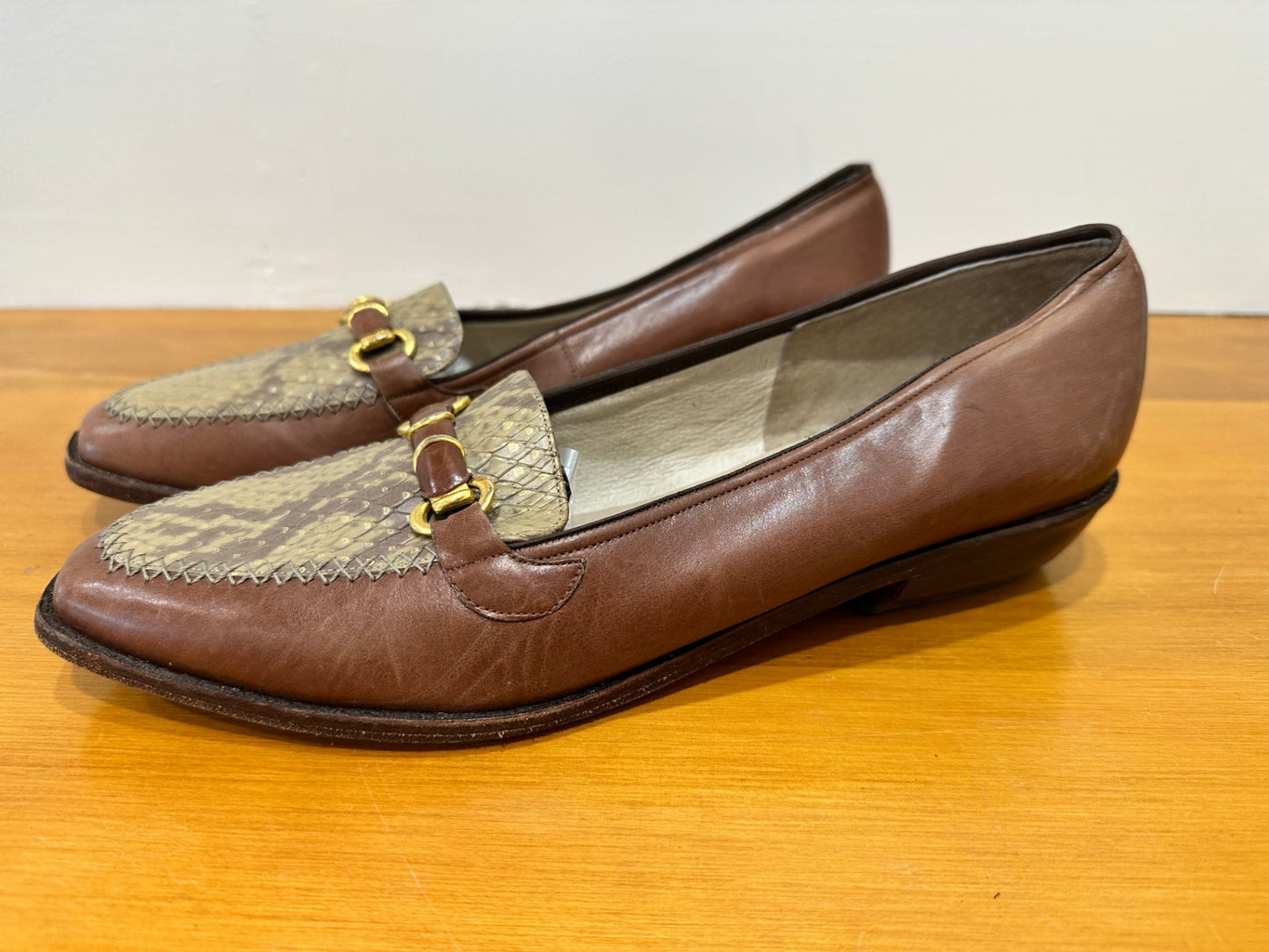 [SALE] Vintage 80's leather loafers - Size 10