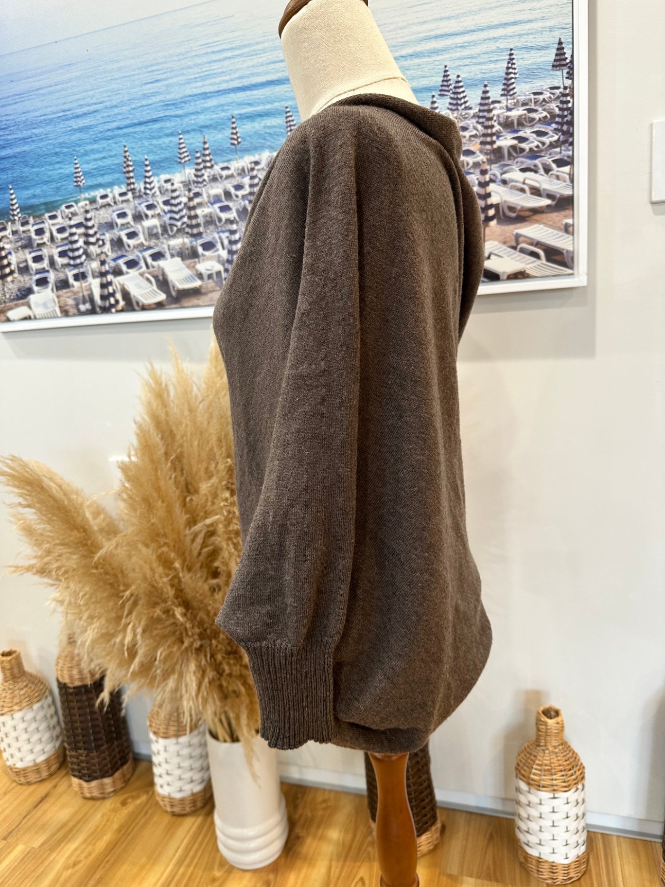 [SALE] Untouched World Jumper Small - 100% merino [small hole]