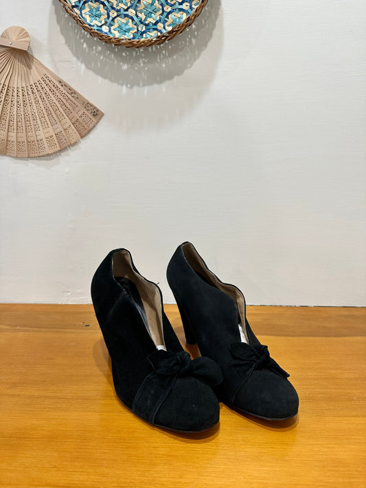 [SALE] Zu - Suede Leather Shoes - 7.5