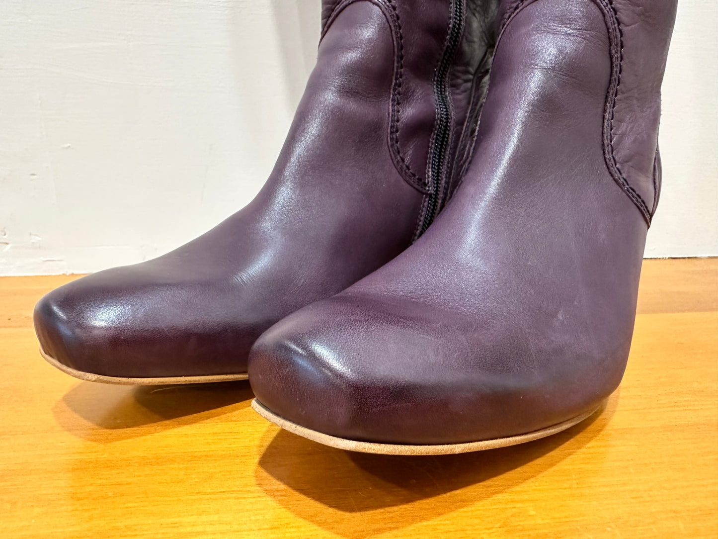 [SALE] Prophecy - Knee High Boots w block heel - 42