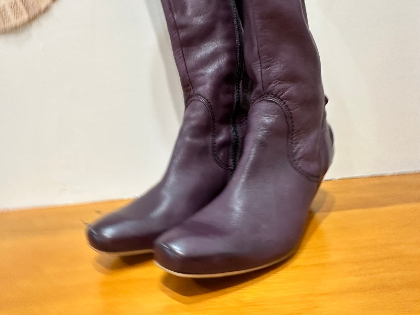 [SALE] Prophecy - Knee High Boots w block heel - 42