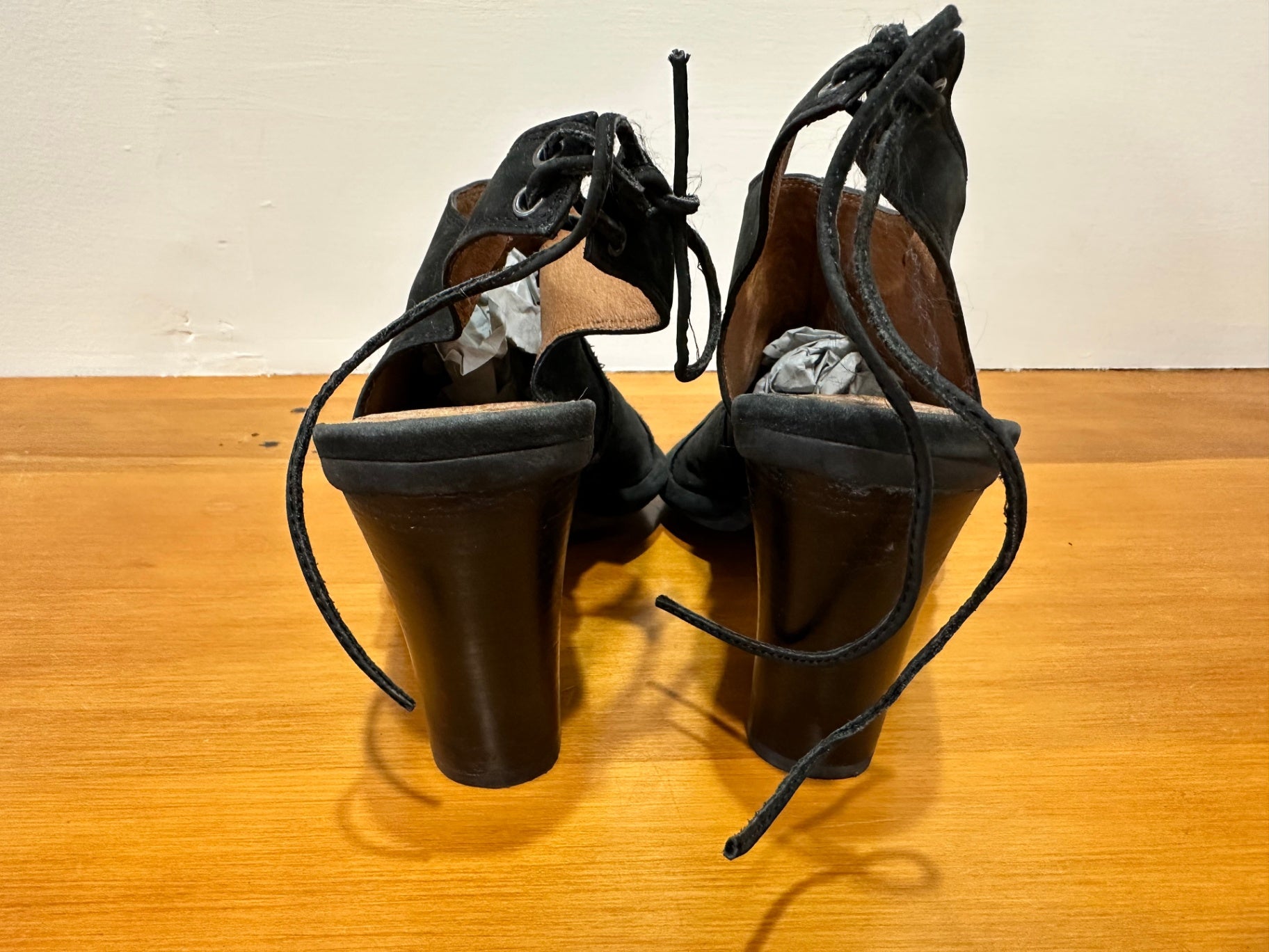[SALE] One of 2 - Peep toe, block heel - 41