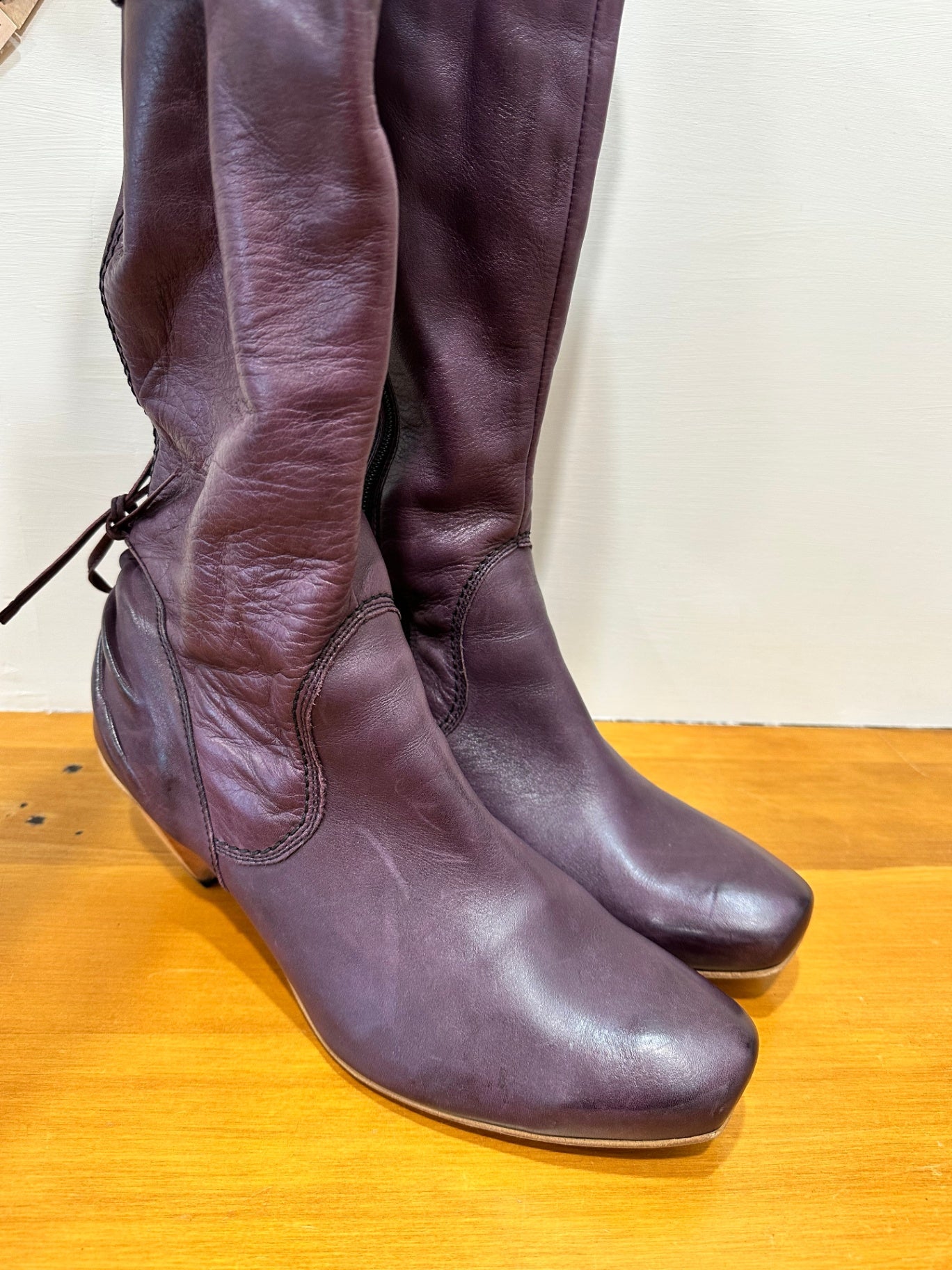 [SALE] Prophecy - Knee High Boots w block heel - 42