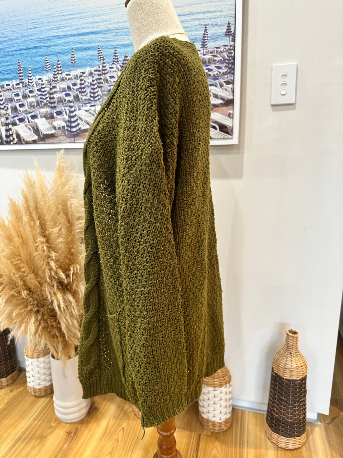 [SALE] Cardigan - Medium / Large - Olive Green