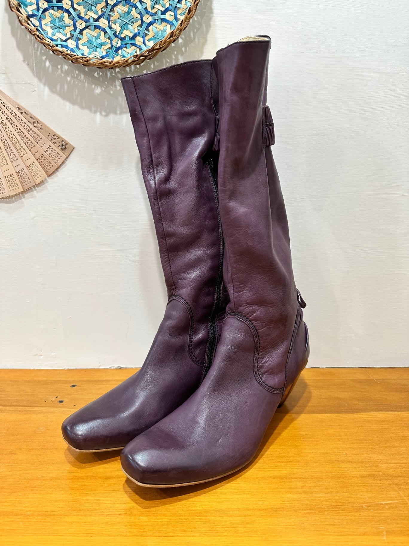 [SALE] Prophecy - Knee High Boots w block heel - 42