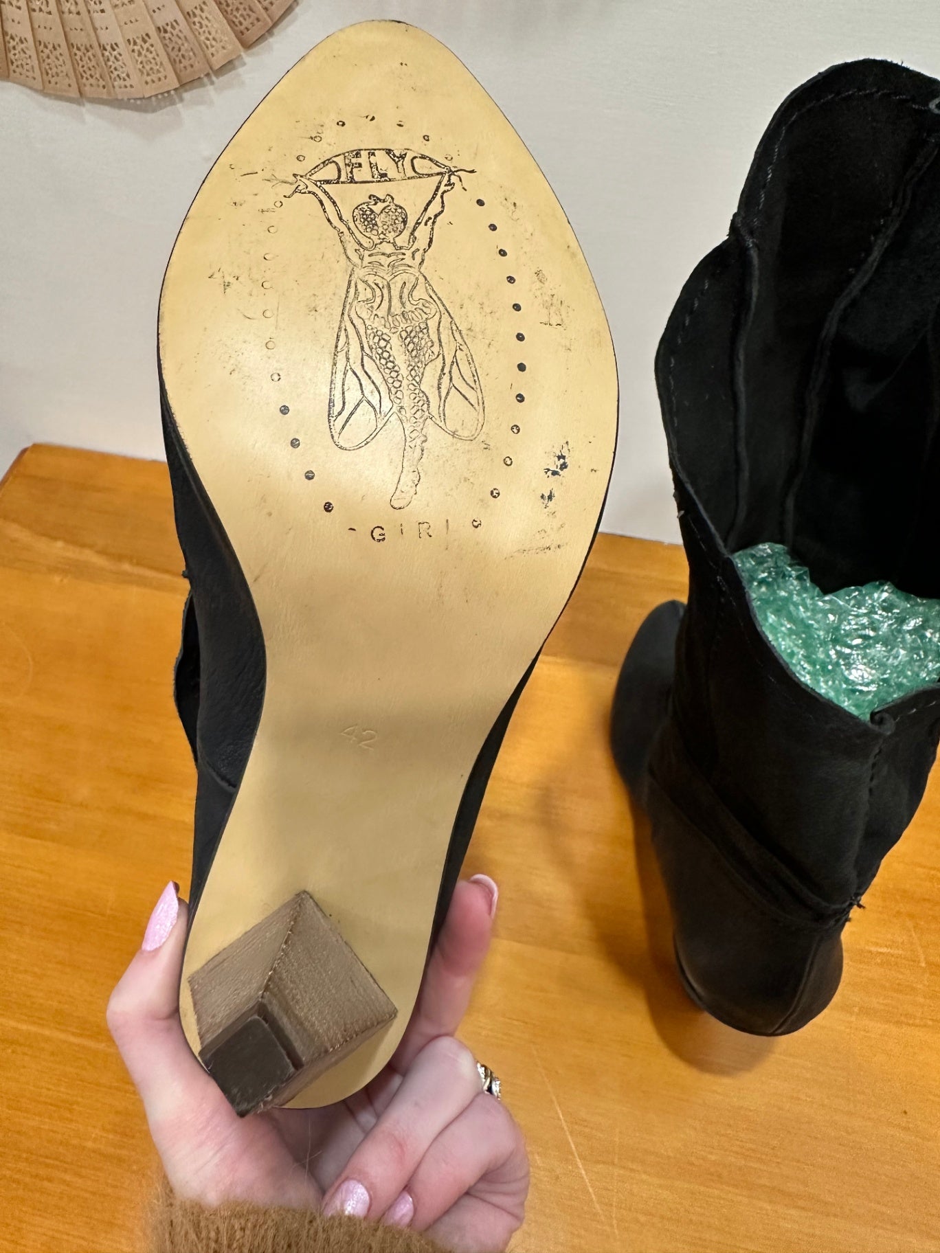 [SALE] FLY London - Boots - 42 - New