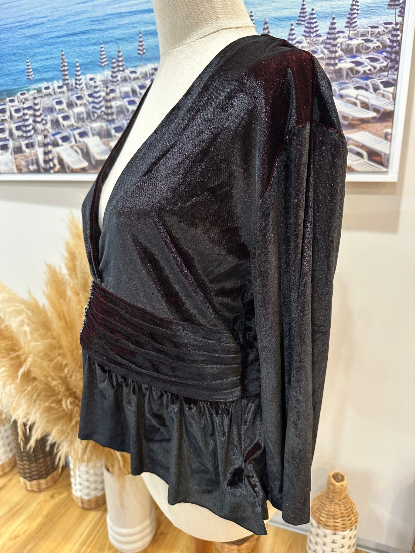 [SALE] Vintage - Peplum Velvet Top - Medium - Red / Black