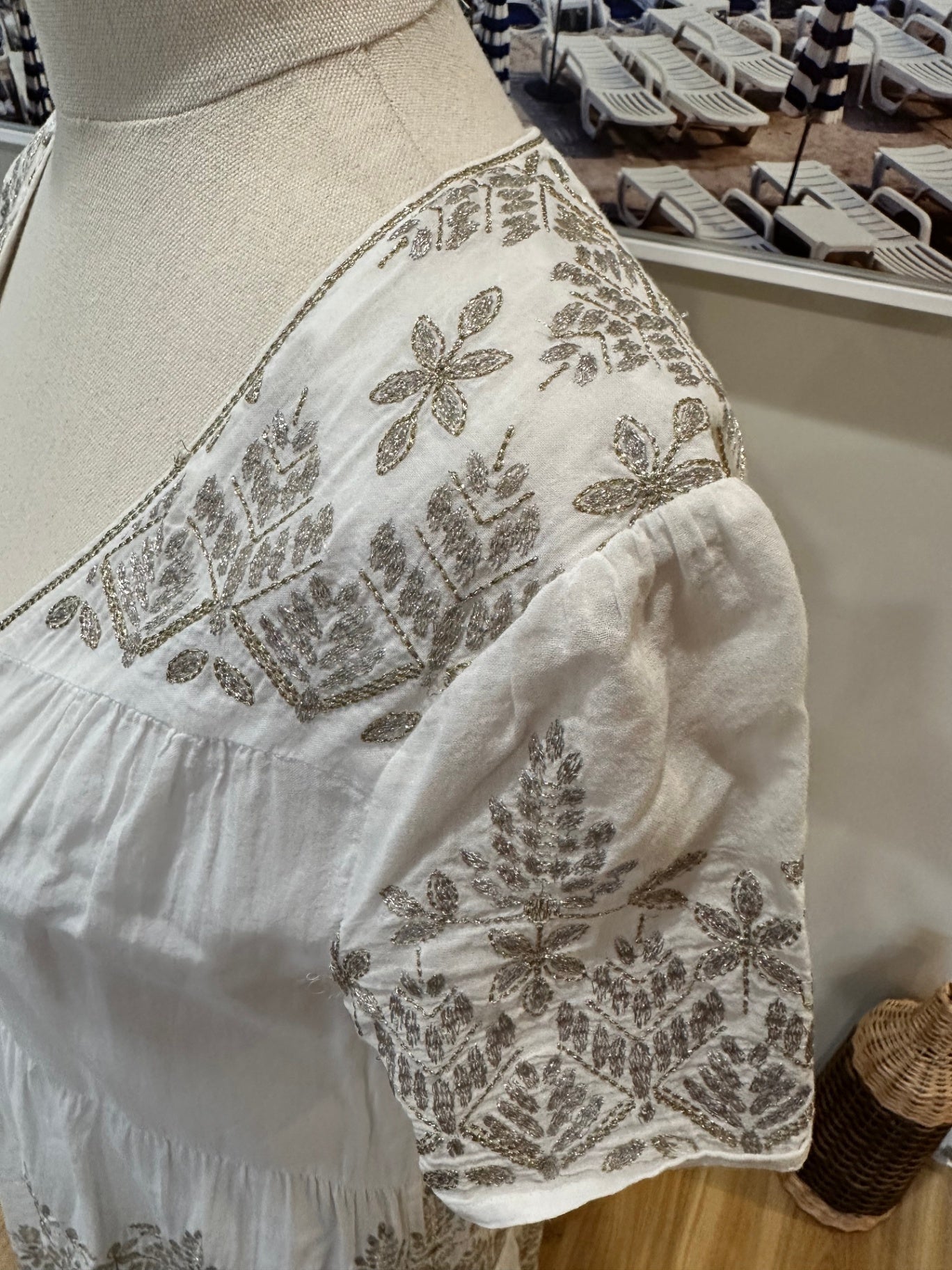 [SALE] Forever New Dress Off-white/Beige