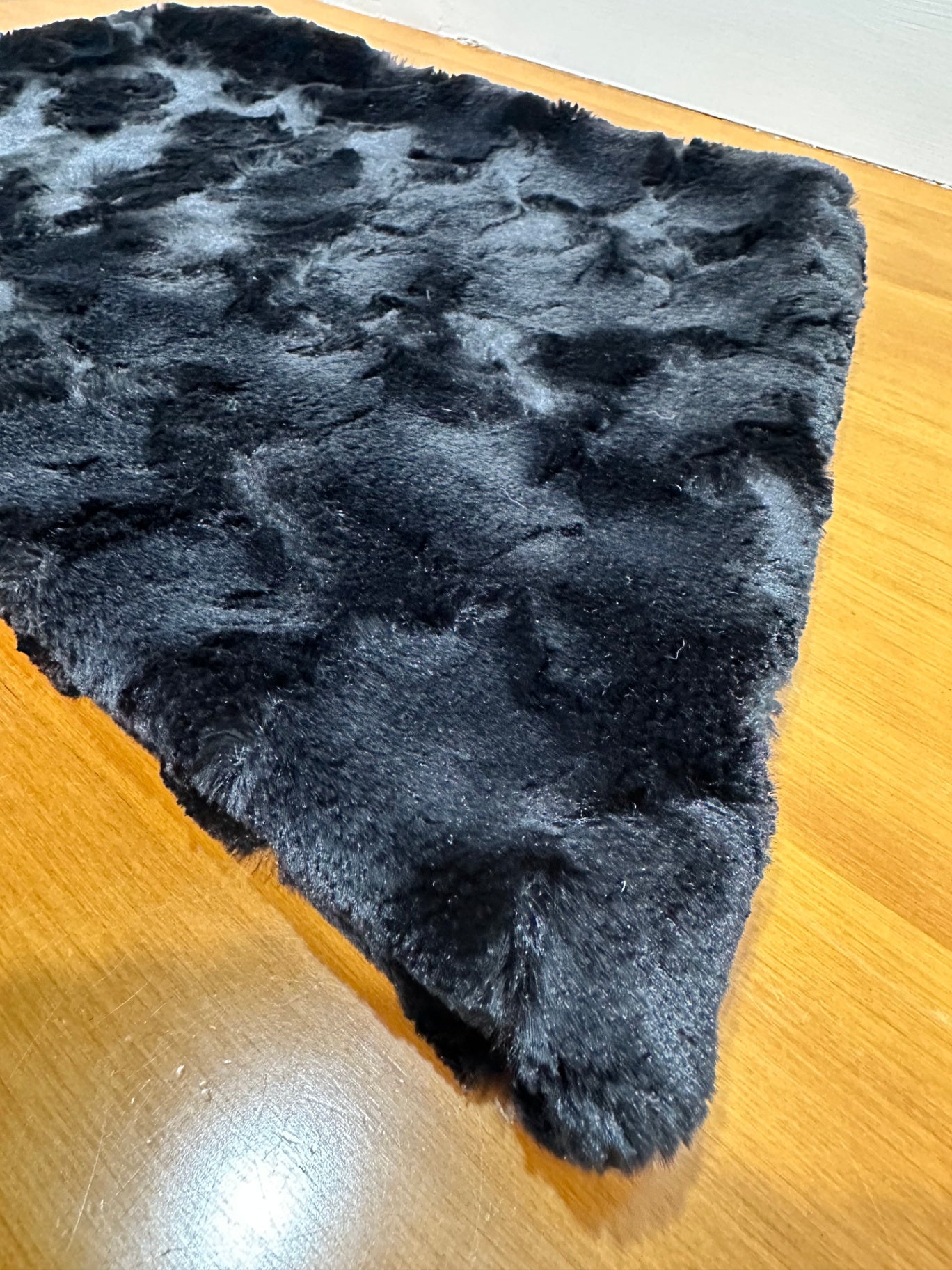 [SALE] Vue - Faux Fur Infinity Scarf - One Size Black