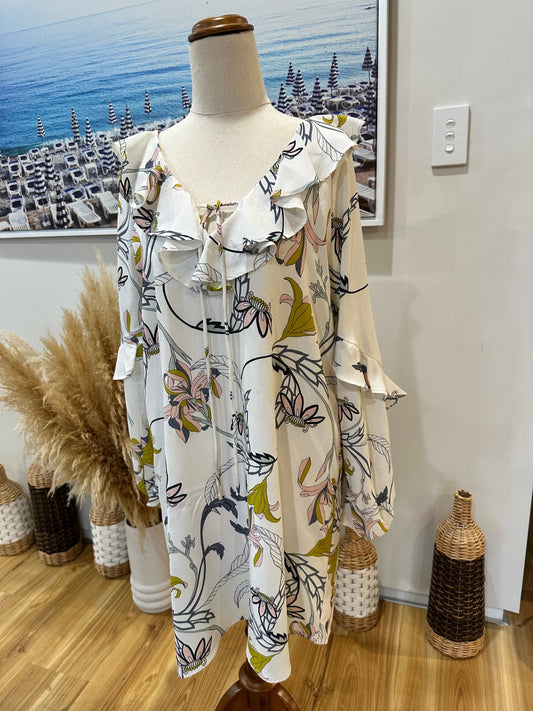 [SALE] Shilla Dress Medium - Stain on collar