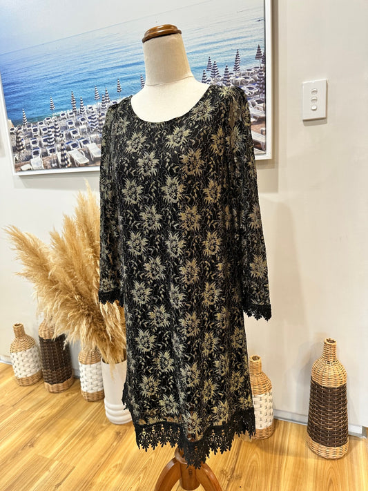 [SALE] Ketz-Ke Dress 14 Black and gold