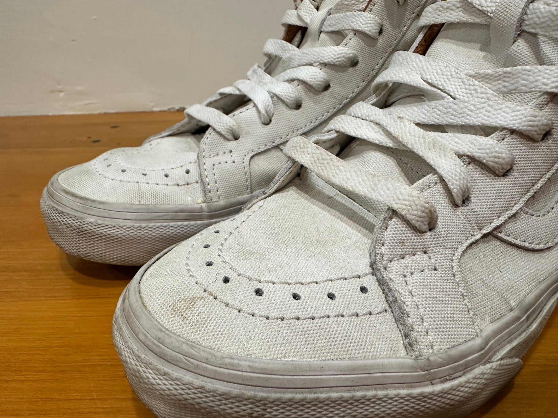 [SALE] High-Top Vans - Size 7.5